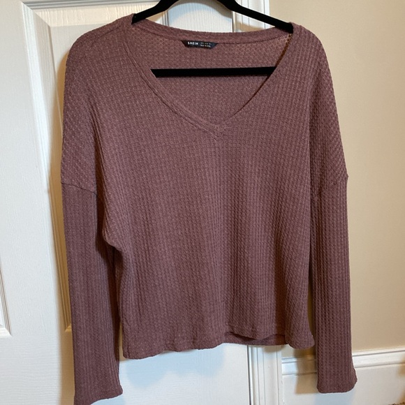 Women’s size s and xs sweater bundle from SHEIN - Picture 6 of 7
